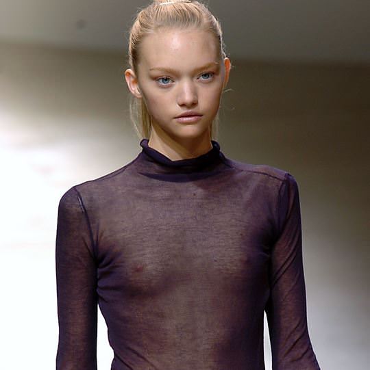 【外人】オーストラリア人モデルのドール顔ジェマ・ワード(Gemma Louise Ward)が貧乳おっぱい乳首チラポルノ画像 584