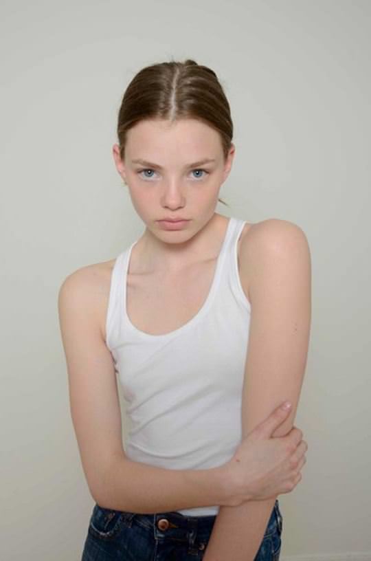 【外人】これぞ美少女顔なロリ娘クリスティン･フローセス(Kristine Froseth)のモデル写真ポルノ画像 745